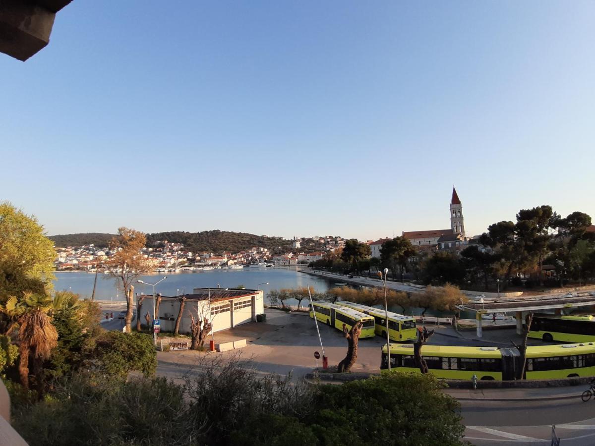 Apartman Petrovic City Center Trogir Ngoại thất bức ảnh