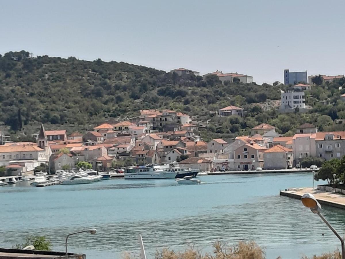 Apartman Petrovic City Center Trogir Ngoại thất bức ảnh