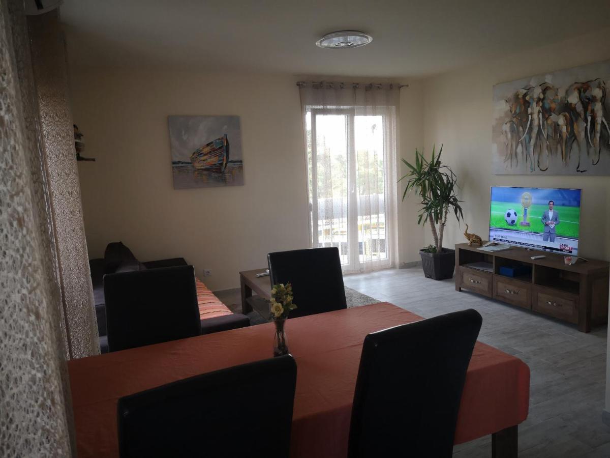 Apartman Petrovic City Center Trogir Ngoại thất bức ảnh