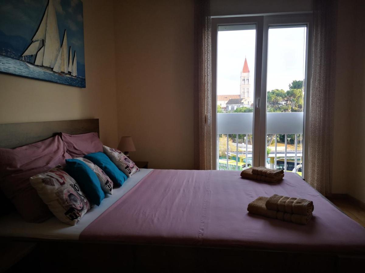 Apartman Petrovic City Center Trogir Ngoại thất bức ảnh